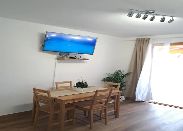 Diamantes 3 * 洛斯克里斯蒂亚诺斯